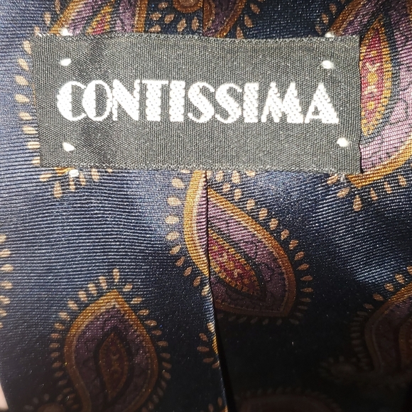 Tie - Picture 3 of 4